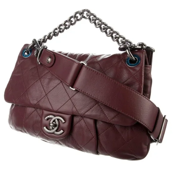 CHANEL Coco Pleats Bag Burgundy - Picture 2 of 16